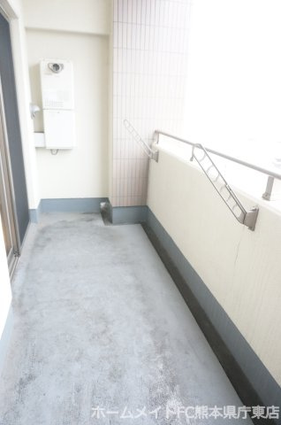 熊本市中央区大江６丁目の賃貸マンションのバルコニー
