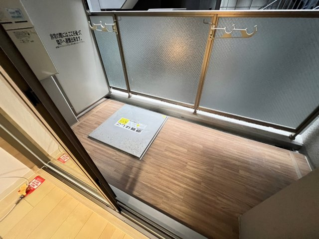 プライムアーバン御堂筋本町のバルコニー