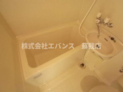 【浴室】 | 仁戸名町アパート | きれいなお風呂です