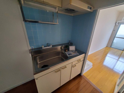 【キッチン】 | サンマルク藤崎 | 別号室の写真になります。現況優先。