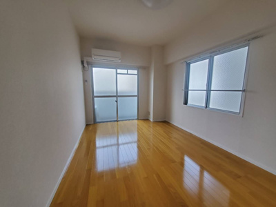 【バルコニー】 | サンマルク藤崎 | 別号室の写真になります。現況優先。