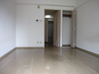 【洋室】 | ラ・ベレッツァ浄水通り | 別号室の写真になります。現況優先。