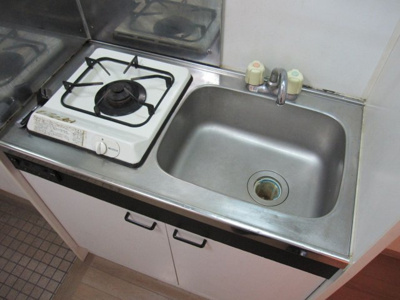 【キッチン】 | ラ・ベレッツァ浄水通り | 別号室の写真になります。現況優先。