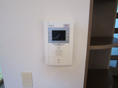 【セキュリティ】 | フレックス笹原駅前 | 別号室の写真になります。現況優先。