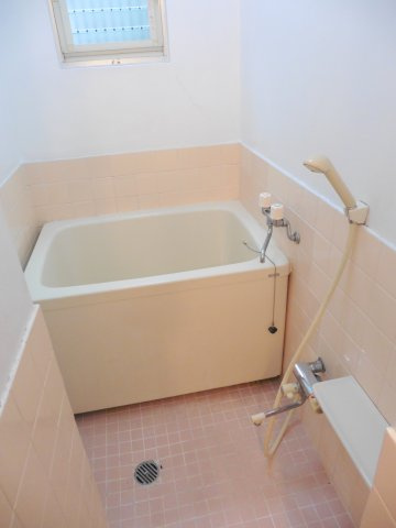 サトウハウスの浴室