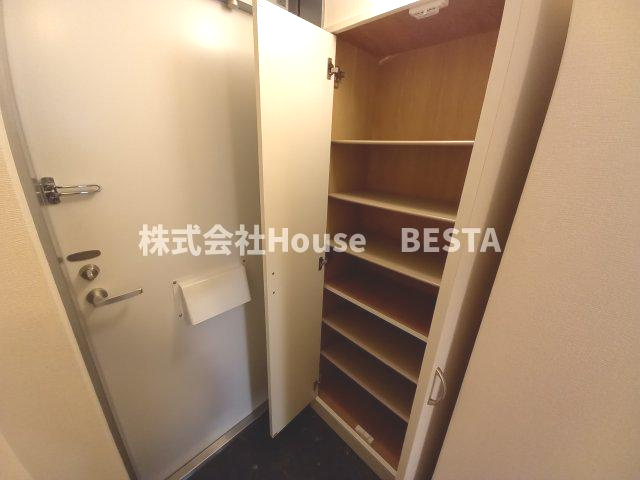 レオパレス兵庫駅南通りの収納