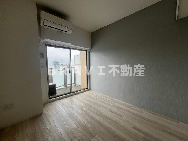 セレニテ九条リアンの洋室|コンパクトで使いやすい洋室です