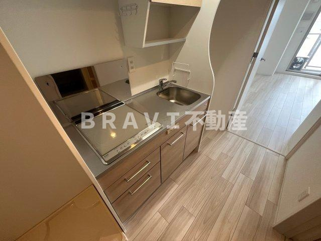 セレニテ九条リアンのキッチン|コンパクトなキッチンで掃除もラクラク