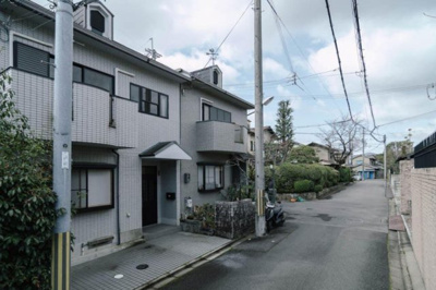 【前面道路含む現地写真】 | 花園天授ケ岡町　中古戸建