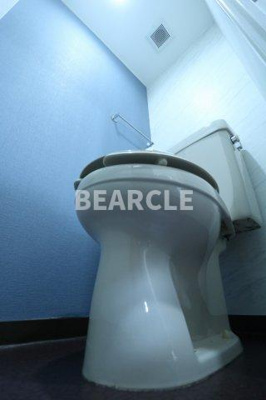 【トイレ】 | エンブレム城南宮 | コンパクトで使いやすいトイレです