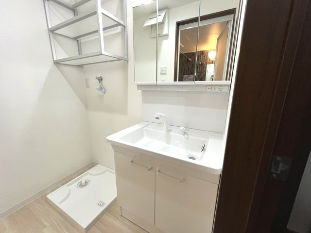 ルクレール菱屋の独立洗面台