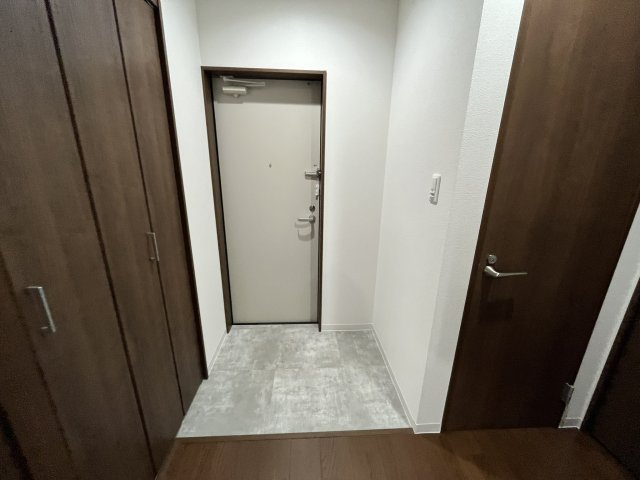 ルクレール菱屋の玄関