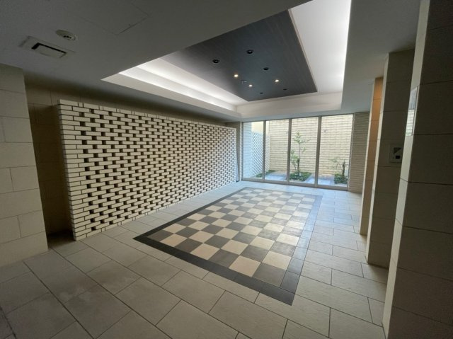 エスリード京橋ノースプレイスのロビー