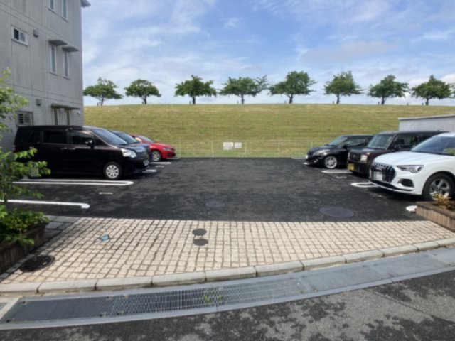 南桜の駐車場
