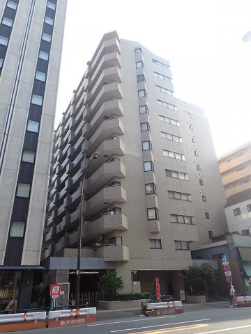 クレッセンコート浅草の外観