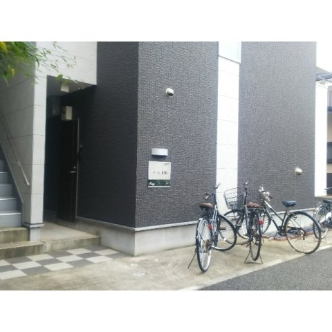 マーレ船橋の駐車場