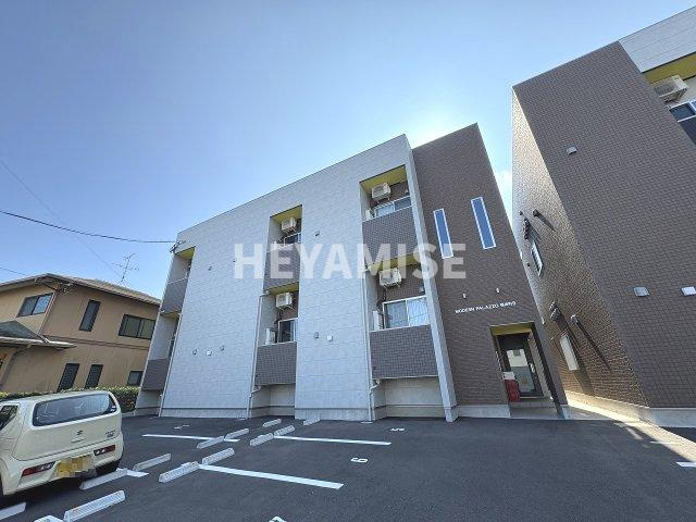 modern palazzo福田町B棟の外観