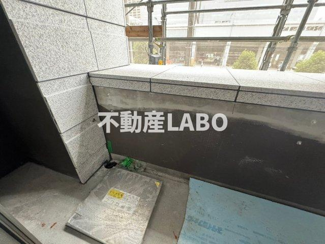 パークフラッツ弁天町駅前のバルコニー