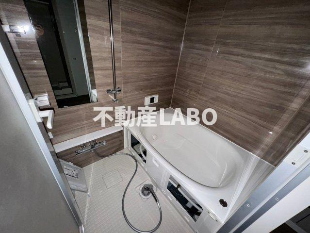 パークフラッツ弁天町駅前の浴室