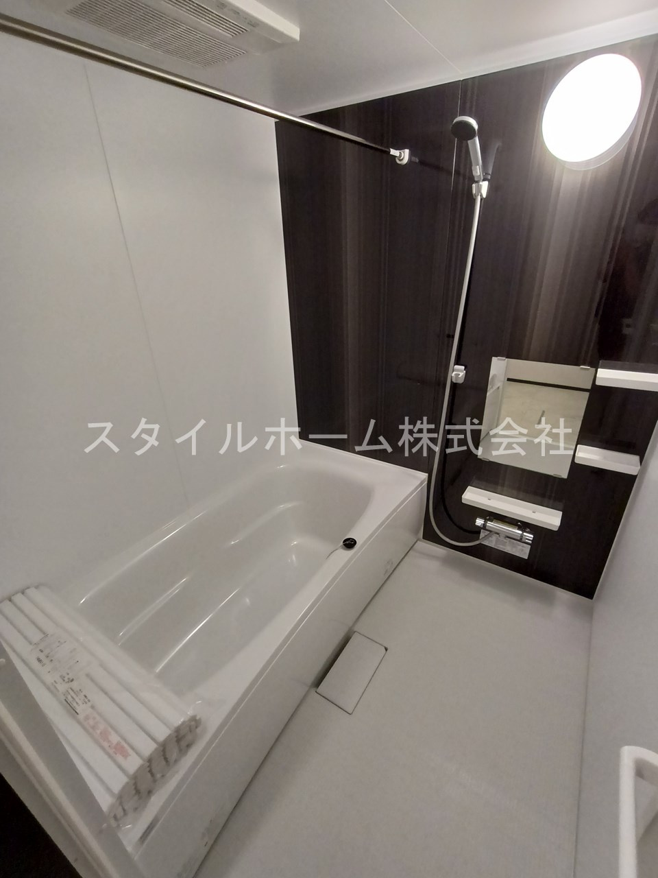 セントラル前芝の浴室|別部屋写真です。