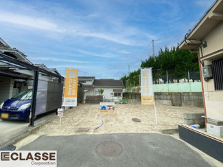 【外観】 | 城陽市平川指月　売土地　建築条件付き | 前道との高低差はありません。