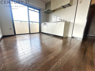 セントラル第2東園田の居間