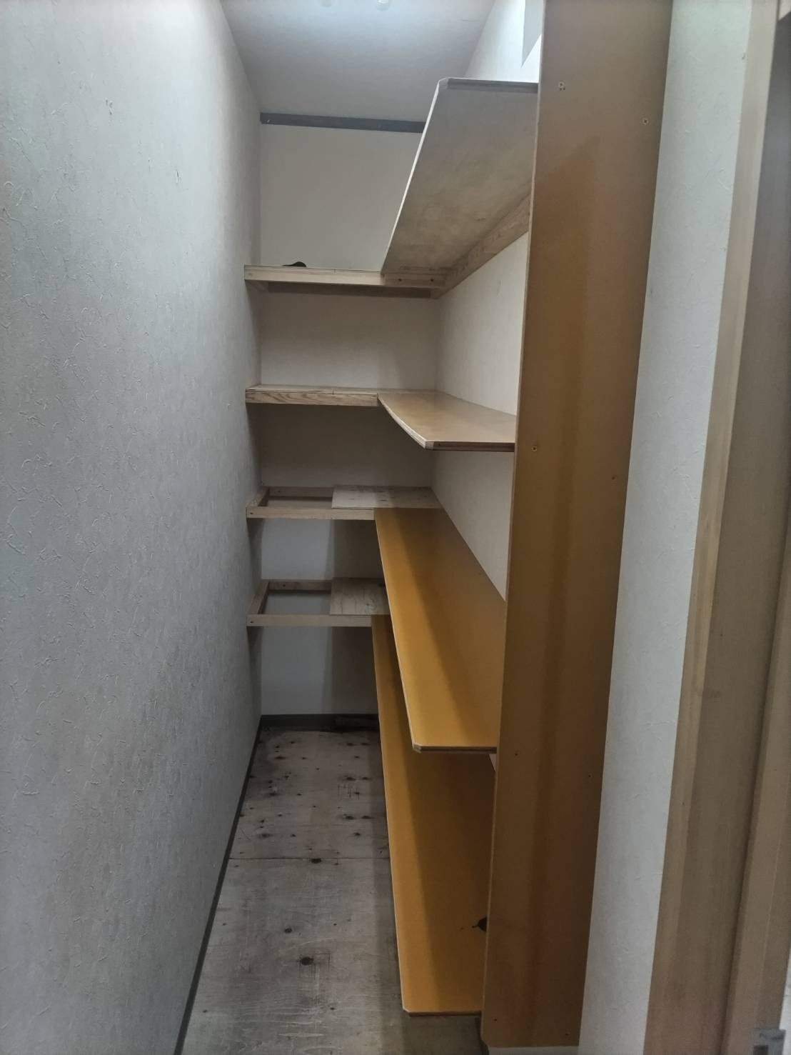 大津市南郷２丁目の店舗事務所の収納|収納です