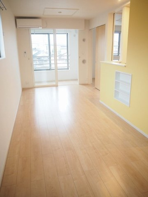 【居間・リビング】 | サンライズスクエアⅢ