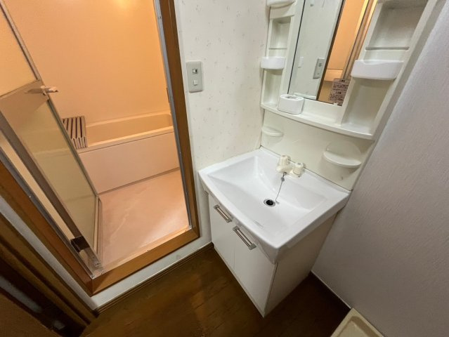 カマラードの洗面所