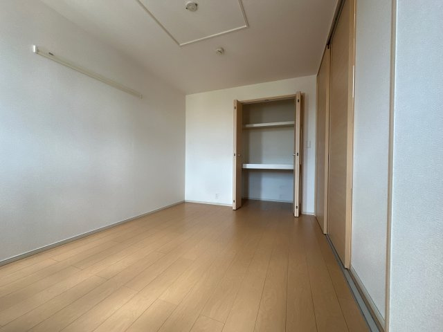 プルメリア　Ⅱの寝室