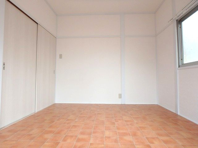 【洋室】 | 大楽寺町　リフォーム中古
