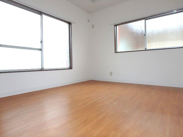 【洋室】 | 大楽寺町　リフォーム中古