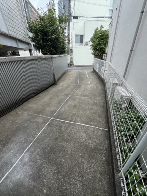 【駐車場】 | 南青山一丁目戸建