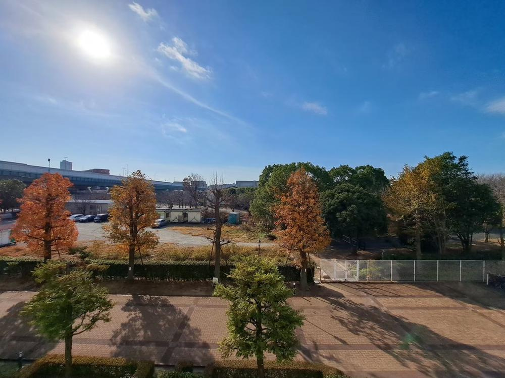 メイプルパークスクエア東１番館の展望|物件からの眺望■物件内覧・資金計画相談・住宅ローン相談、リフォーム相談、お問合せ受付中■
※当日・翌日のご内覧、ご相談はお電話でのお問合せがスムーズです！