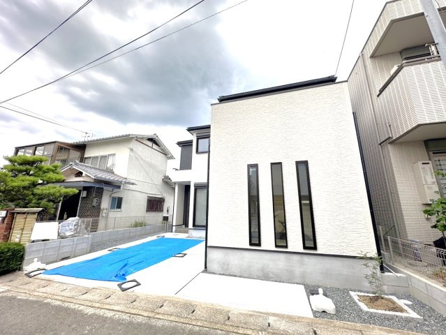 ◆限定１区画◆南向き◆並列駐車２台可能◆ファーストタウン京都市第１山科区東野南井ノ上町の駐車場|駐車場