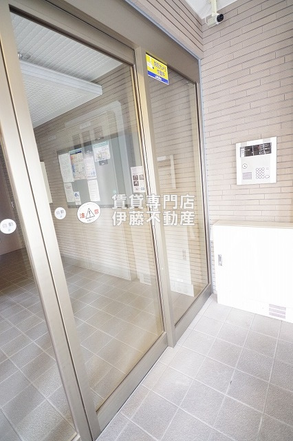 グレイス大曽根のエントランス|オートロック