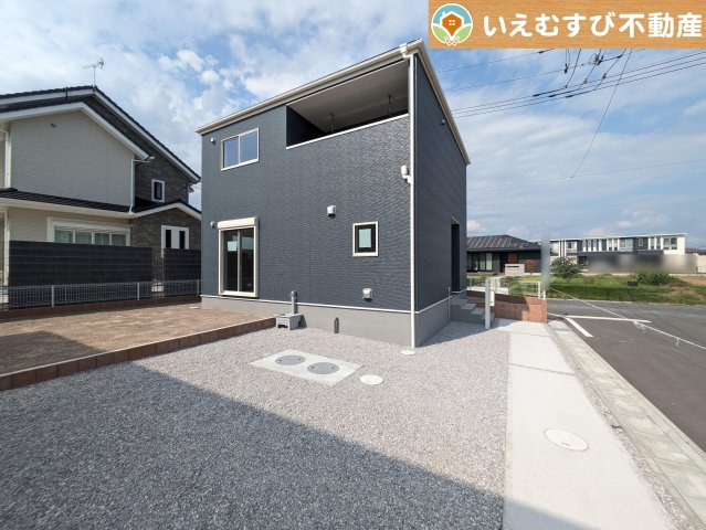 Livele Garden.S　大泉第10寄木戸