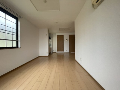 【居間・リビング】 | アルコバレーノＡ | A203の写真（間取反転タイプ：イメージ）