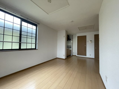 【居間・リビング】 | アルコバレーノＡ | A203の写真（間取反転タイプ：イメージ）