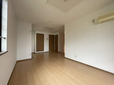 【居間・リビング】 | アルコバレーノＡ | A203の写真（間取反転タイプ：イメージ）