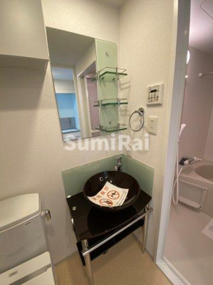 【独立洗面台】 | セレニテ神戸元町 | 独立洗面台あり、毎朝おしゃれに忙しい女性の方におすすめです