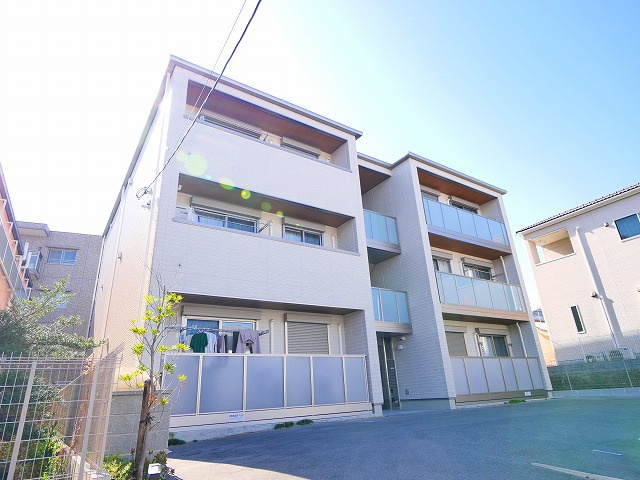 シャーメゾン　リアン　富雄元町の外観