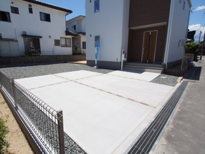 【駐車場】 | Livele Garden.S　泉川原前　1号棟