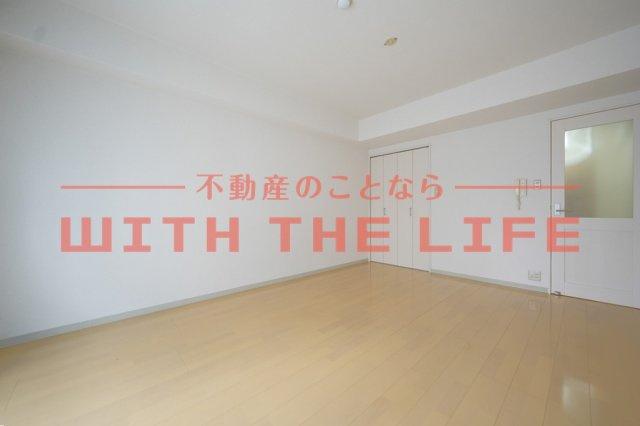 エトランゼ12の居間・リビング|ゆったりとしたリビングです