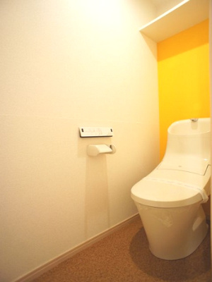 【トイレ】 | アーバンレジデンス | 温水洗浄暖房便座機能付きです♪