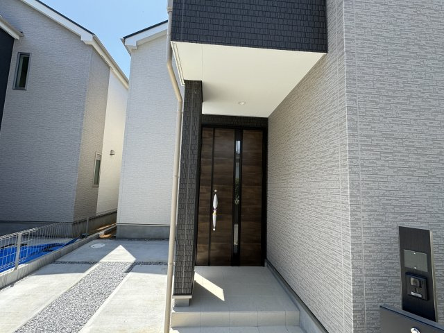 松戸市千駄堀新築戸建（新八柱Ⅲ）のエントランス|エントランス・玄関ポーチ
