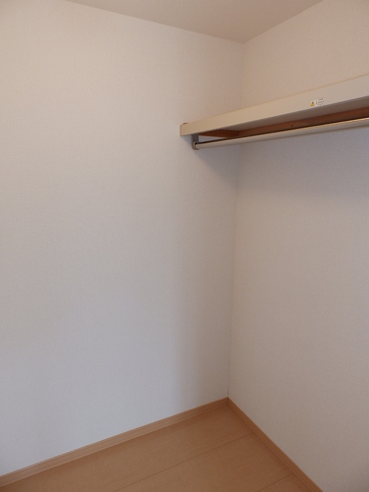 メゾンルージェ　Ｃ棟