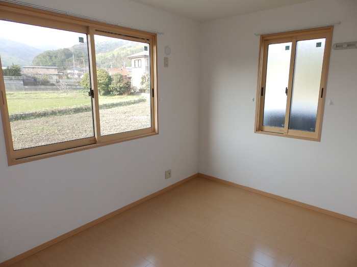 メゾンルージェ　Ｃ棟