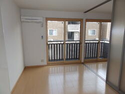 メゾンルージェ　Ｃ棟|C102：DK（ｴｱｺﾝ）⇒南洋室