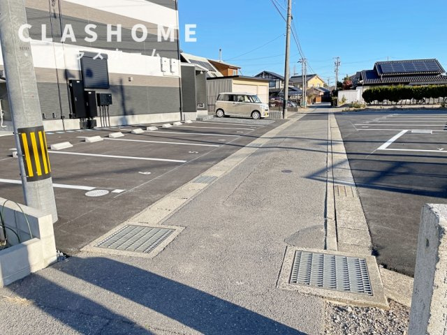 F-HEIM(エフハイム)　　 刈谷市近郊の賃貸はクラスホーム刈谷店の駐車場